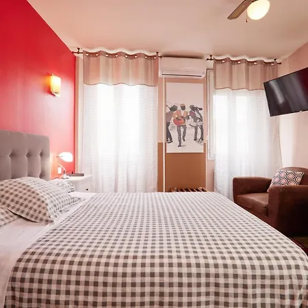 Hotel De La Paix Pamiers