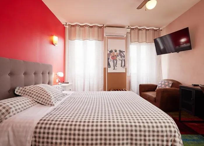 Hotel De La Paix Pamiers