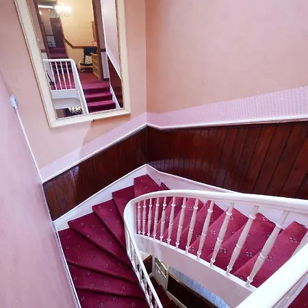 Отель De La Paix