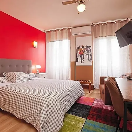 De La Paix Hotel